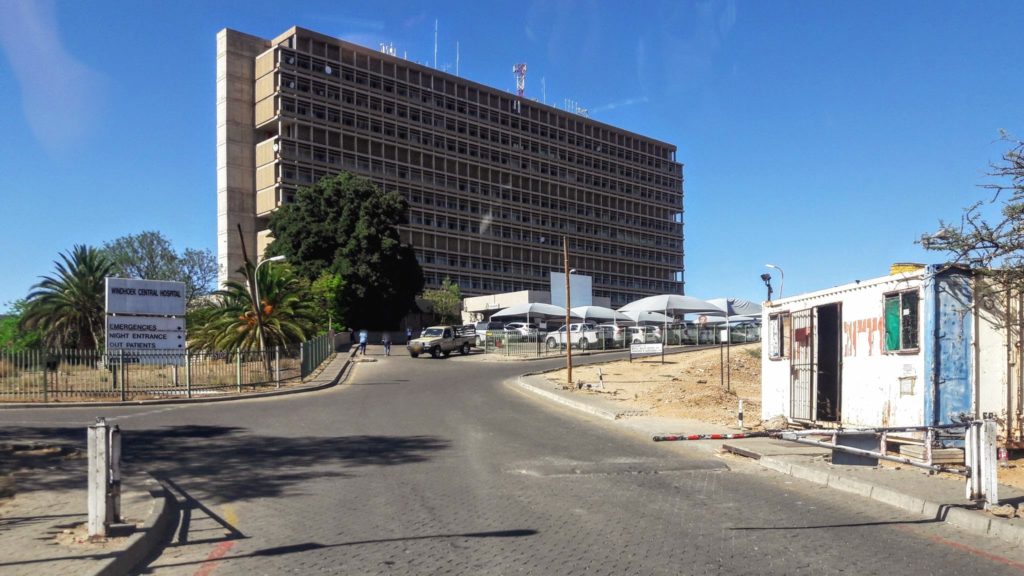 Zentralkrankenhaus Windhoek / Mapillar via Wikimedia Commons | CC BY-SA 4.0 